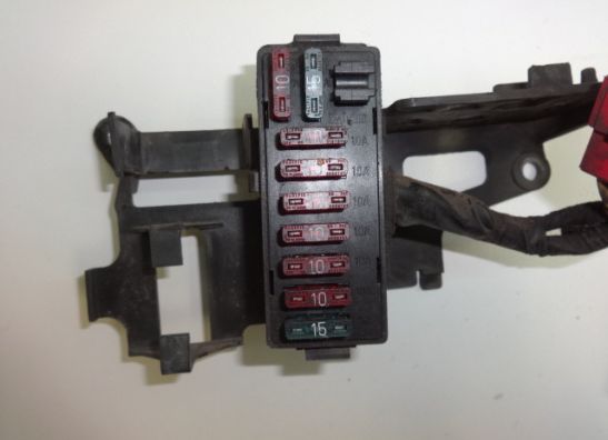 Fuse box Honda VF 700  750 C Magna