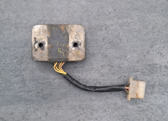 Regler Gleichrichter Kawasaki GPZ 500