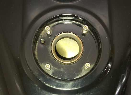 Fuel tank Suzuki GSX R 400
