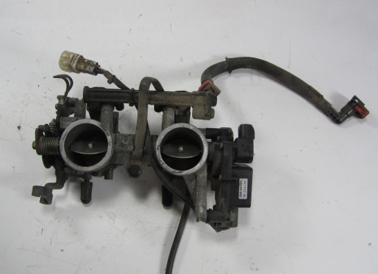 Gasklephuis Kawasaki ER 6