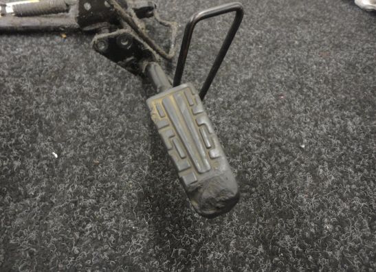 Voetsteun Rechts Yamaha YBR 125