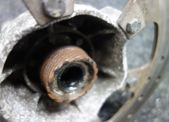 Braking disc right front Piaggio Mp3 400