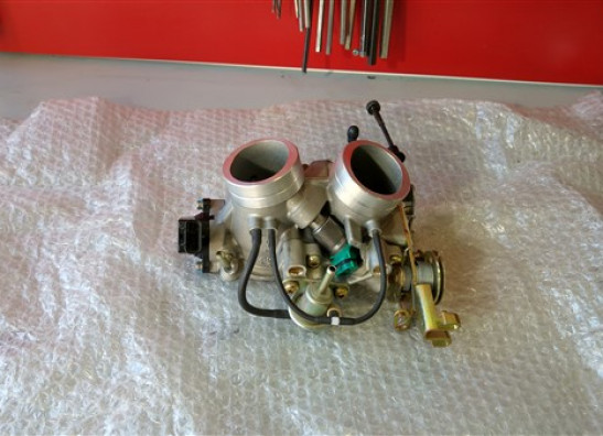 Gasklephuis Aprilia RSV 1000