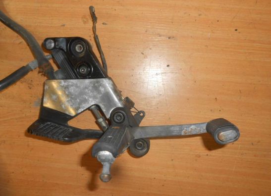 Fussrastetrager vorne rechts Yamaha FZ 750