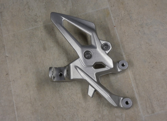 Fussrastetrager vorne rechts BMW S 1000 R