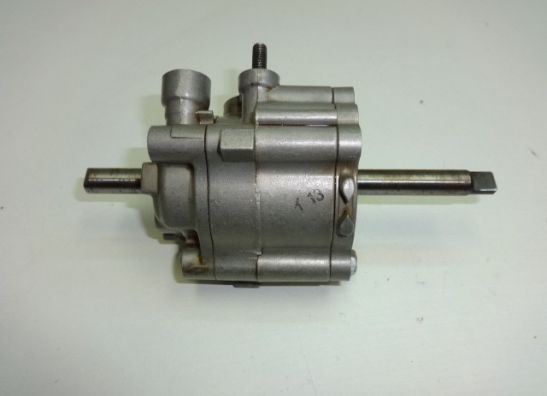 Oliepomp Honda CBR 1100 XX