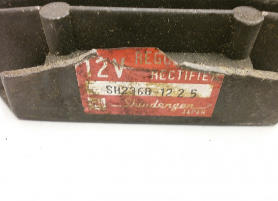 Spanningsregelaar Honda CBX 550 F2