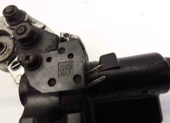 Rempomp Suzuki RF 900