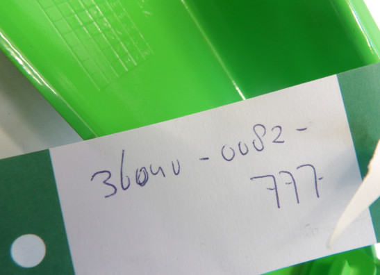 Rechter achterkant Kawasaki ER 6