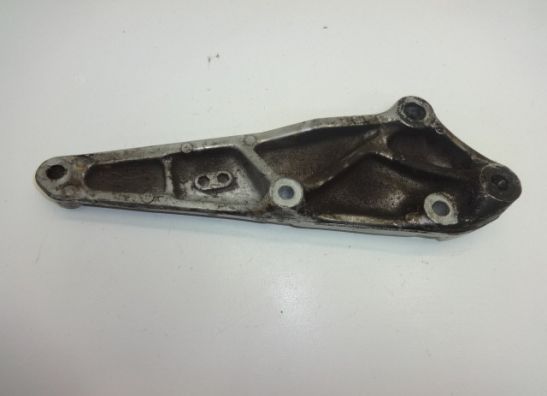 Fussrastetrager vorne links Honda CB 400