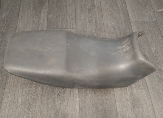 Zadel Honda VF 700  750 S Sabre