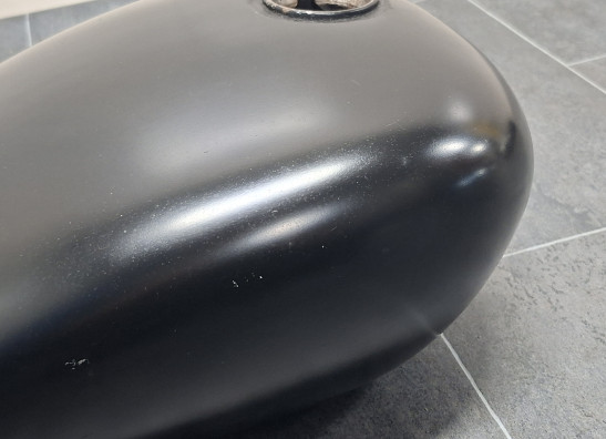 Benzintank Suzuki VS 800 Intruder