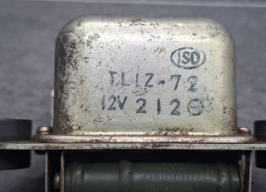 Spanningsregelaar Yamaha TX 750