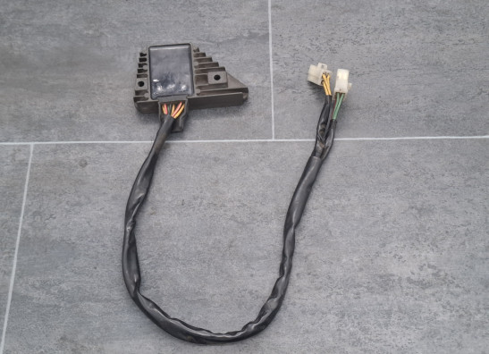 Regler Gleichrichter Honda VF 500 