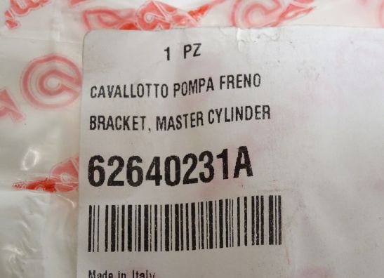 Front brake master cylinder  Ducati monster 600