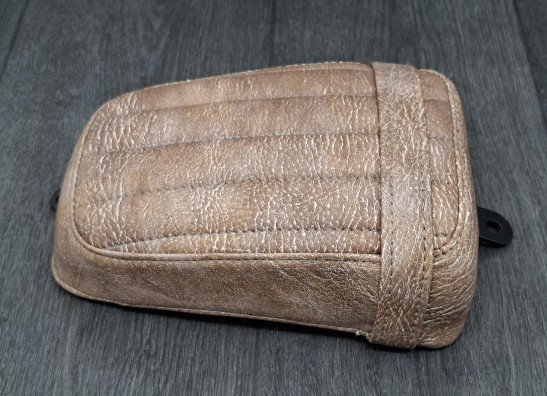 Buddy zadel Harley Davidson FLS Softail Slim