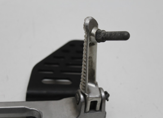 Fussrastetrager vorne links Yamaha YZF R6