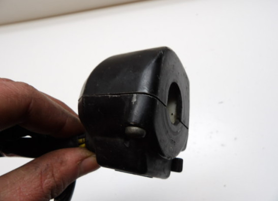 Handlebar switch assy left Suzuki GSX 400 F