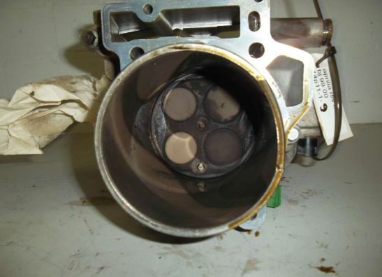 Cylinder head Aprilia RSV 1000