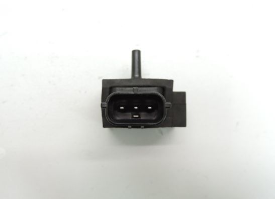 Relay Suzuki GSR 750