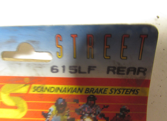 Remblokken achter Kawasaki ZEPHYR 550