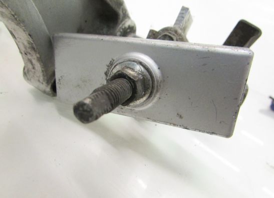 Rear axle Kawasaki ZZR 600