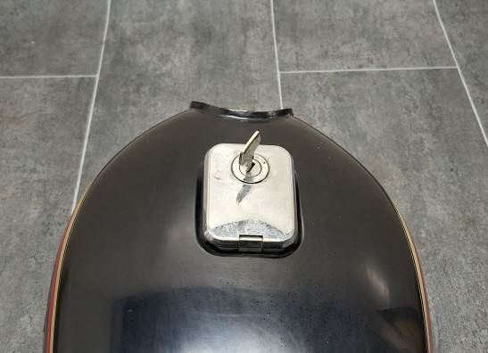 Benzintank Kawasaki CSR 305 LTD