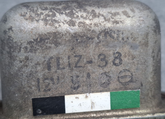 Regler Gleichrichter Honda CB 750 