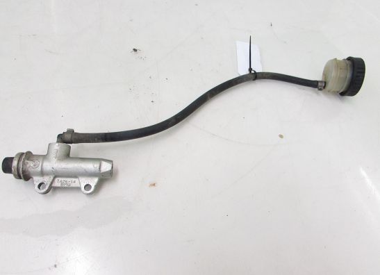 Rempomp achter BMW R 1200 GS Adventure