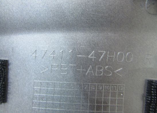 Cowl right small Suzuki GSX R 1000