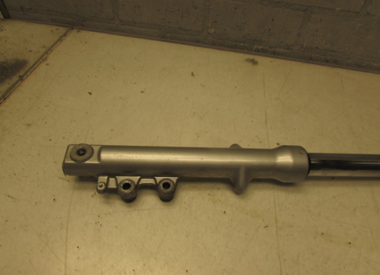 Voorpoot links compleet Suzuki GZ 250 Marauder
