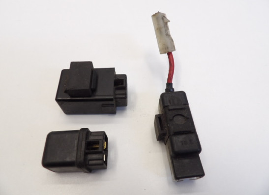 Relay Yamaha XVZ 1200 Venture