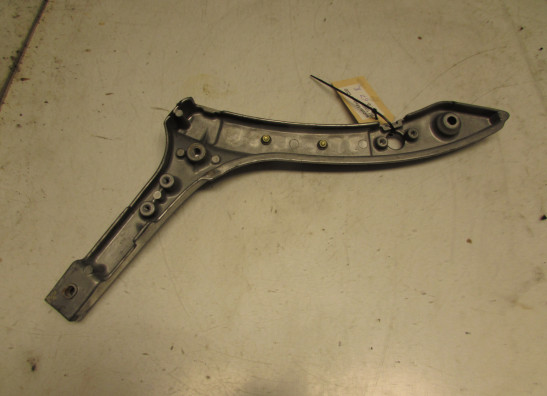 Rechter achterkant Suzuki Madura 1200