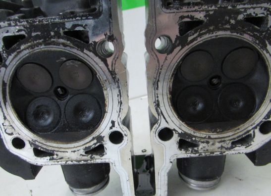 Cilinderkop Kawasaki GPZ 500