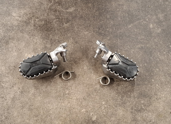Fussraste links BMW R 1300 GS