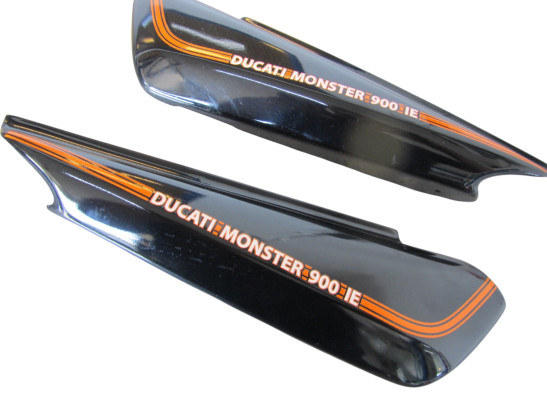 Rechter zijkuip klein Ducati monster 900