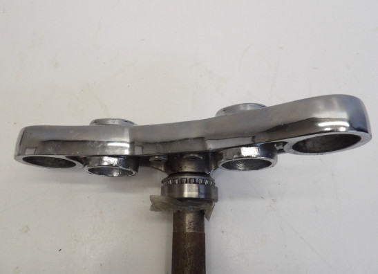 Steering stem + top bridge Suzuki VS 700 Intruder