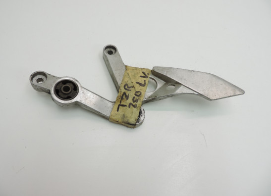Main step holder left Yamaha TZR 250