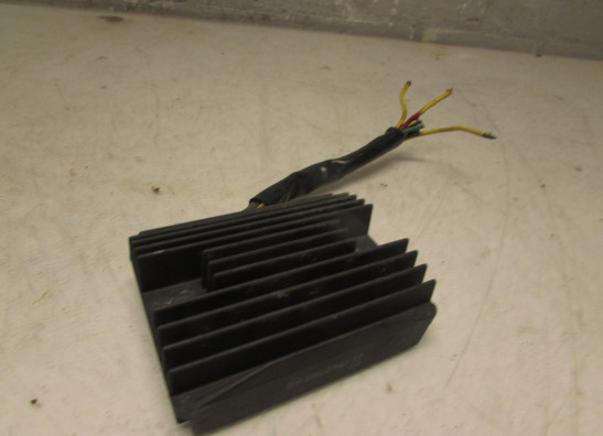 Spanningsregelaar Honda CBR 1100 XX