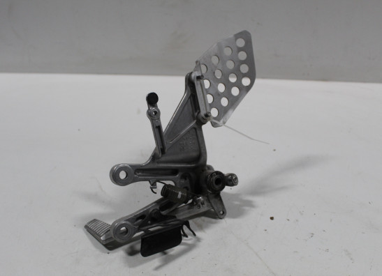 Fussrastetrager vorne rechts Honda CBR Fireblade