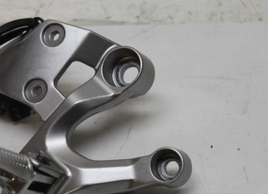 Main step holder right Yamaha MT 09