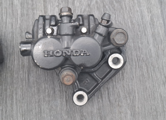 Brake calipers front Honda VF 700  750 S Sabre