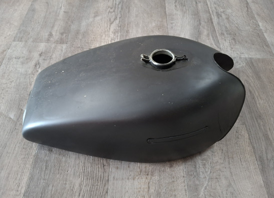 Benzintank Suzuki GS 750