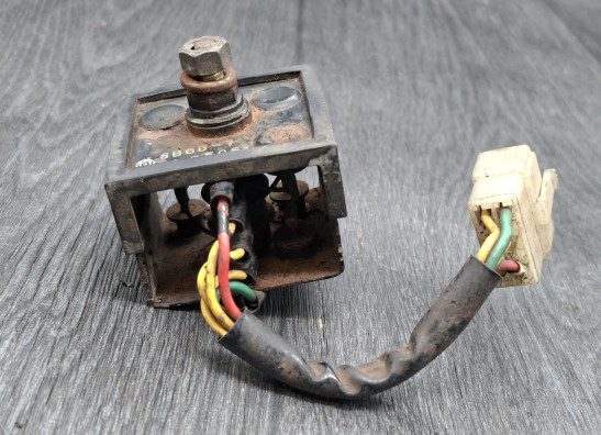 Spanningsregelaar Honda CB 750 F