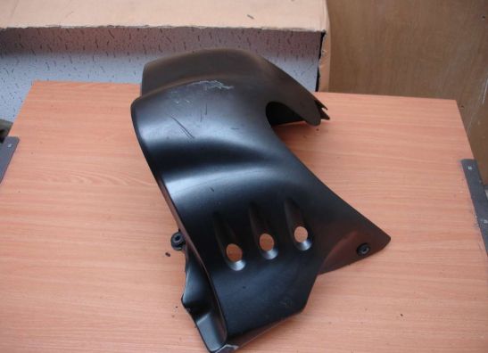 Cowl under Honda XL 1000 V Varadero