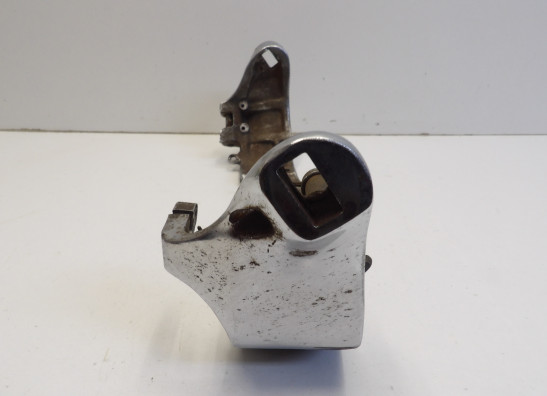 Fussrastentrager Suzuki VS 800 Intruder