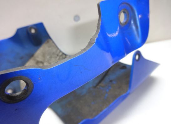 Cowl under Suzuki GSX R 750