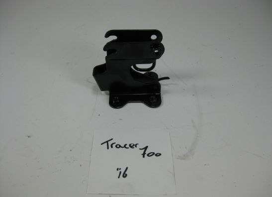 Geweih  Verkleidungshalter Yamaha Tracer 700