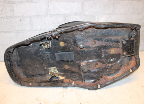 Zadel Honda CM 400 T 