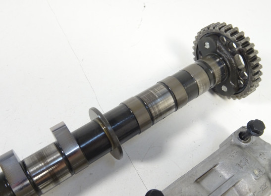 Nokkenas uitlaat Yamaha YZF R1